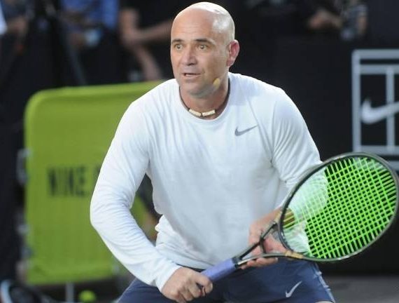 steffi-buoc-vao-sau-khi-agassi