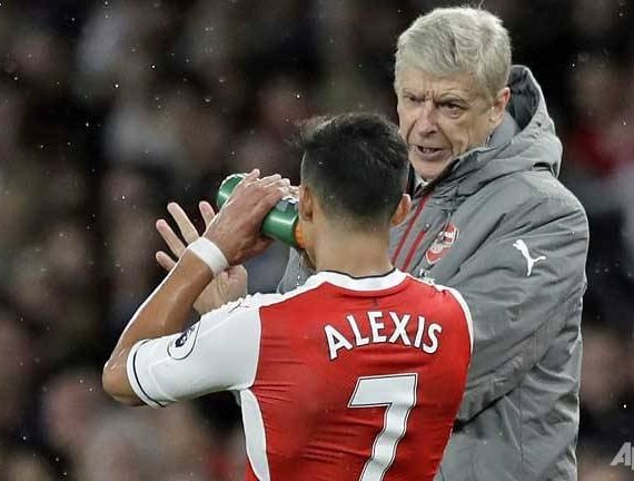 wenger sẽ không bỏ cuộc