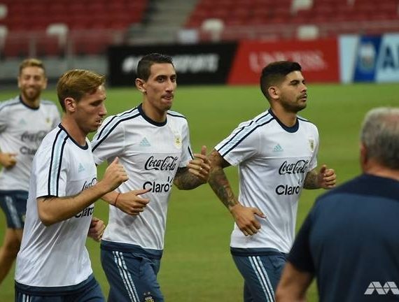 hlv-argentina-roi-khoi-messi