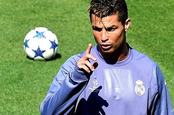 ronaldo-tim-kiem-loi-thoai-khoi-real-madrid
