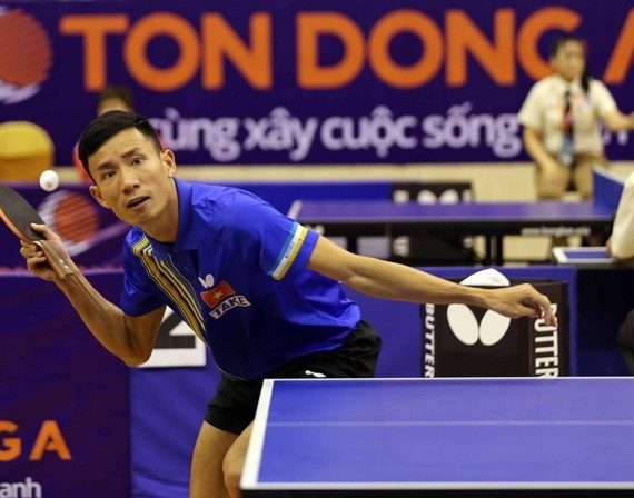 cuoc-thi-bong-ban-quan-vot-vang-ra-mat