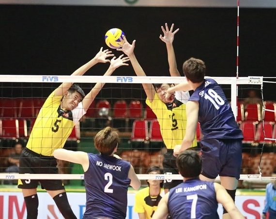 vn-thua-tran-bong-ro-dau-tien