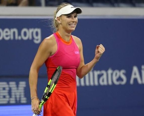 wozniacki-vuot-qua-vong-dau-tien