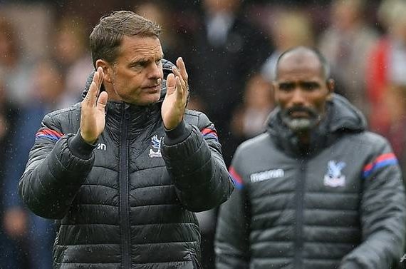 crystal-palace-sa-thai-hlv-frank