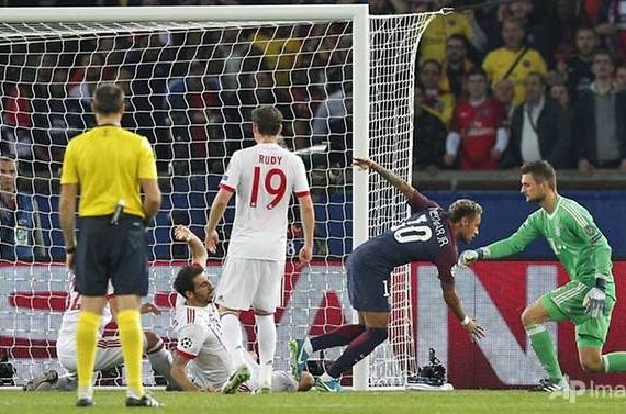 neymar-dan-psg-qua-bayern