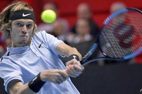 top-hat-giong-rublev