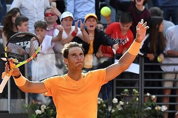 nadal-de-dang-vuot-qua-shapovalov