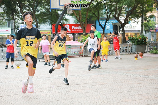 Dạy bóng rổ trẻ em tại Quận Long Biên
