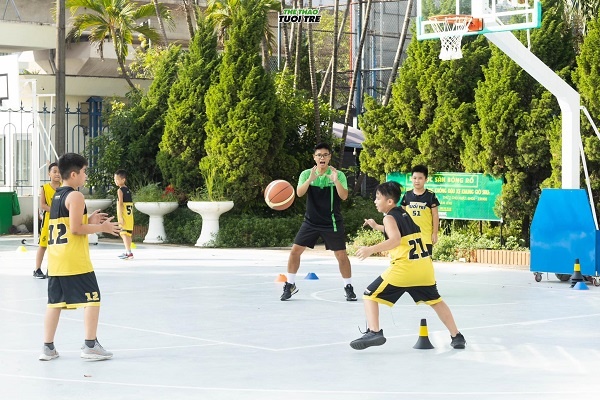 Lớp học bóng rổ trẻ em Nâng Cao