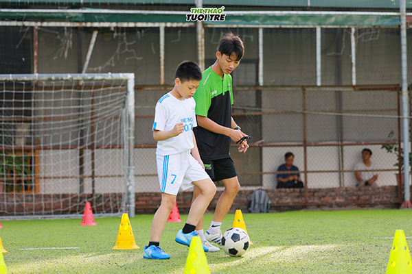 lớp bóng đá Văn Phú